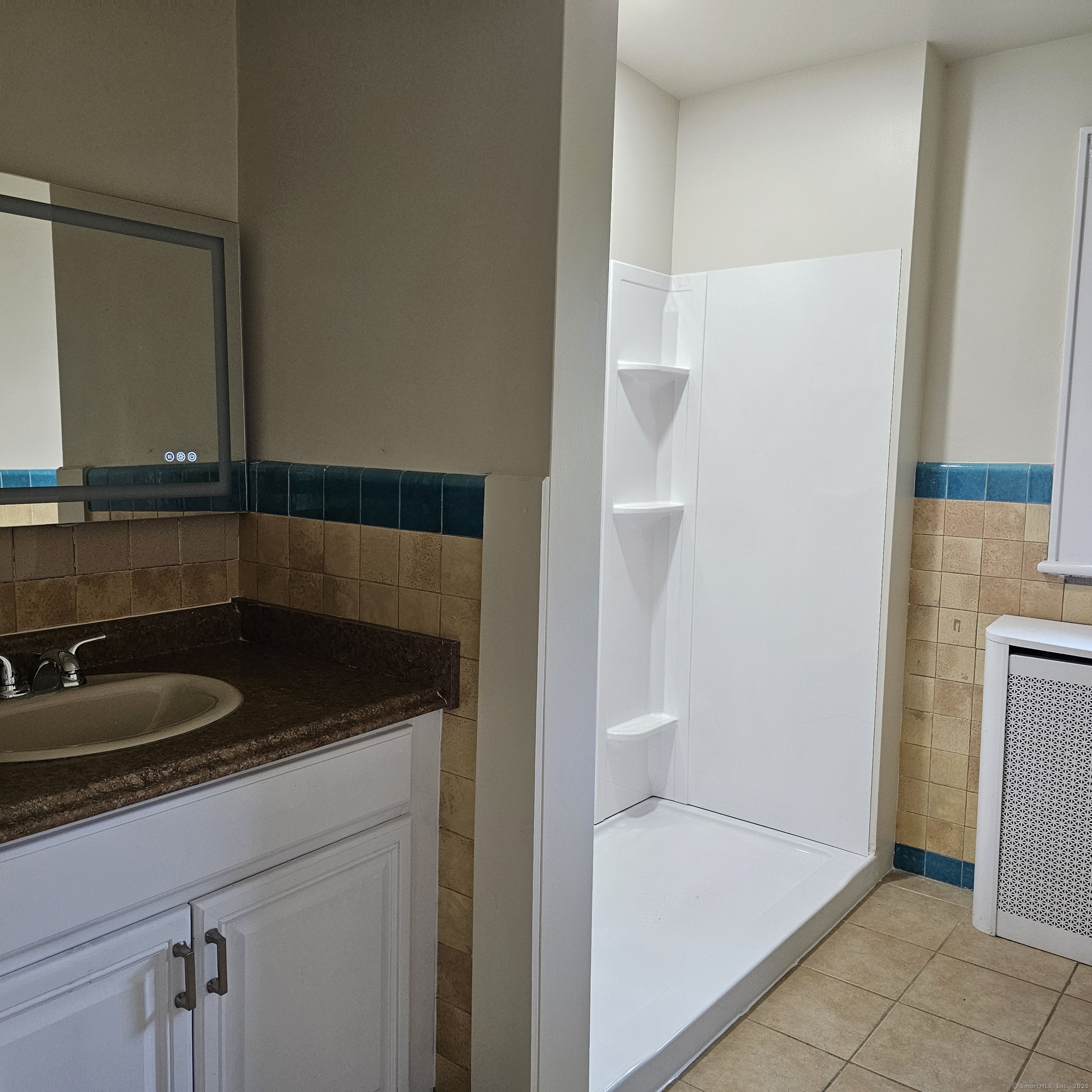 2010 Noble Avenue, Bridgeport, Connecticut image 21