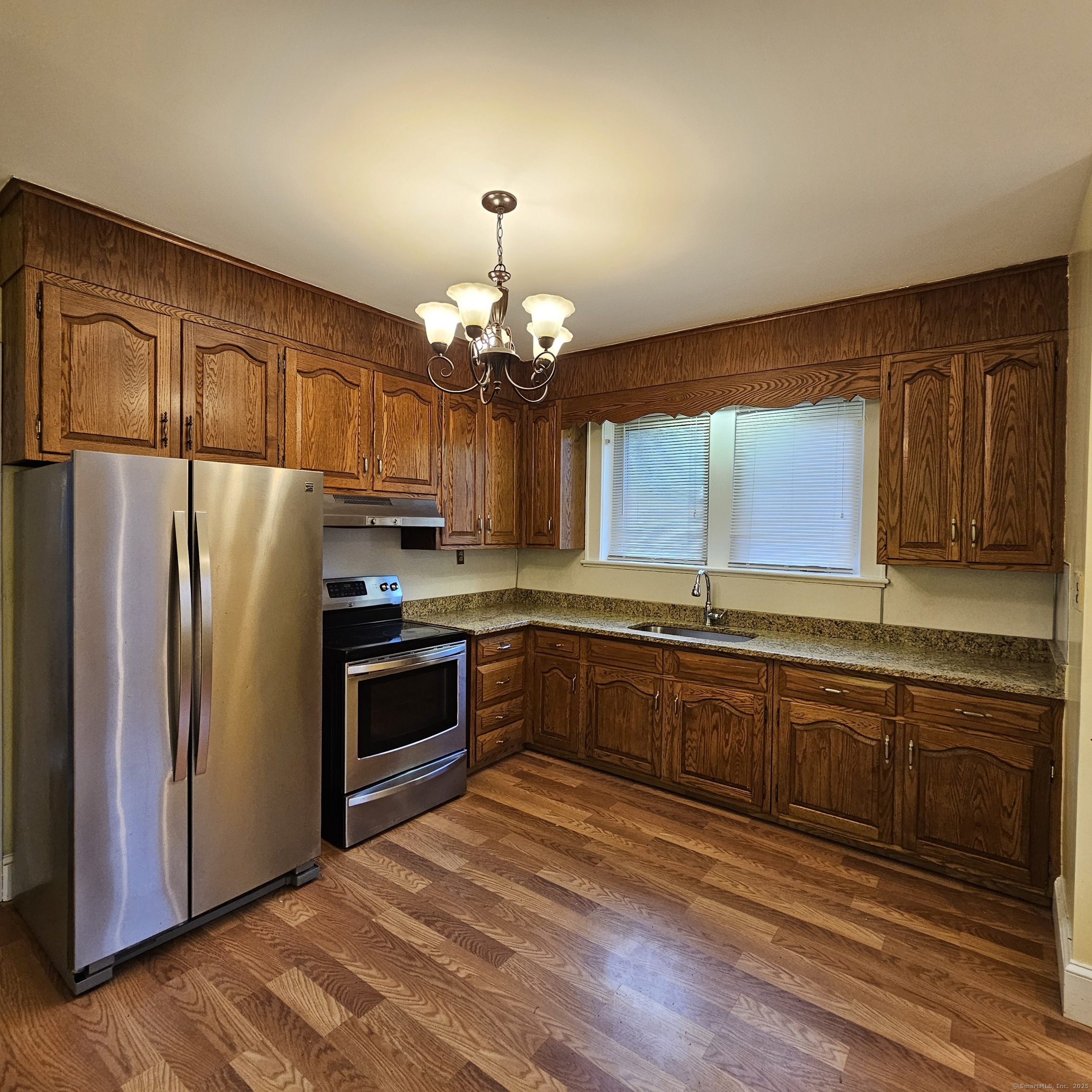 2010 Noble Avenue, Bridgeport, Connecticut image 11