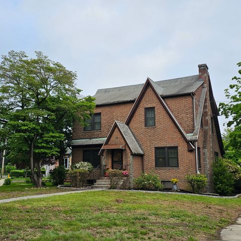 MLS: 24096439