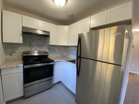 Multifamily For Rent - 32 Old Foxon Road #9<br/> East Haven, CT 06513