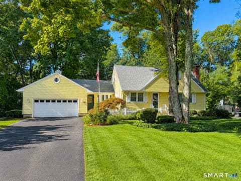 Photo of 17 Marion Drive, East Lyme, CT 06333 (MLS # 24201618)