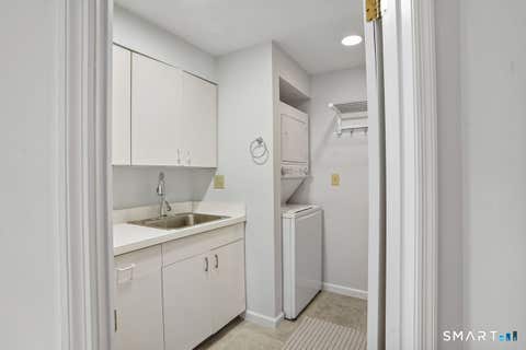 Tiny photo for 101 Breakers Lane #101, Stratford, CT 06615 (MLS # 24199916)