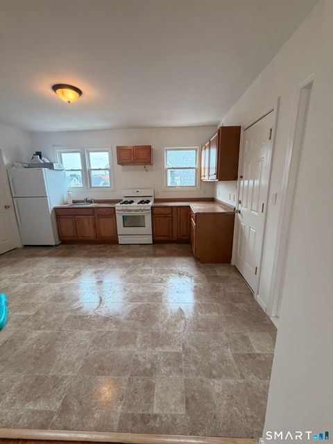 Tiny photo for 148 Alfred Street #2, Bridgeport, CT 06605 (MLS # 24190509)