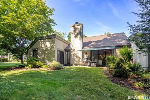 Tiny photo for 818 Heritage Village #B, Southbury, CT 06488 (MLS # 24190528)