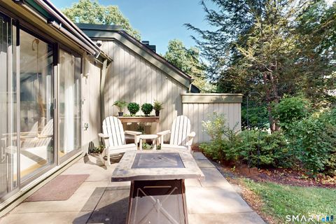 Tiny photo for 818 Heritage Village #B, Southbury, CT 06488 (MLS # 24190528)