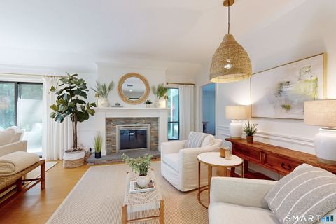 Tiny photo for 818 Heritage Village #B, Southbury, CT 06488 (MLS # 24190528)
