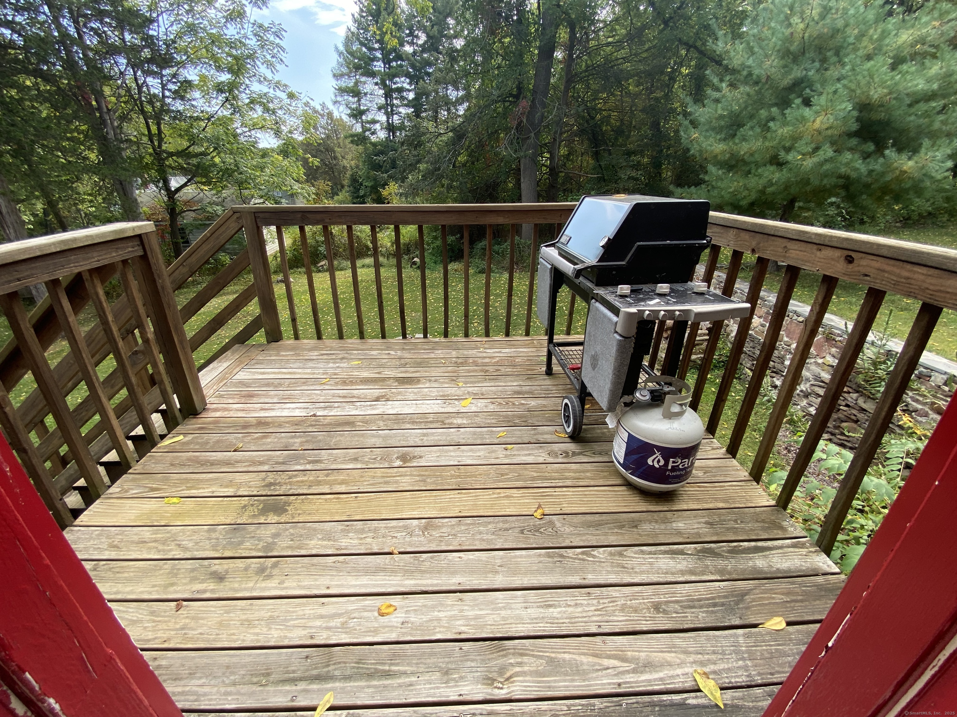 Middlefield, Connecticut 06481, United States, 2 Bedrooms Bedrooms, ,2 BathroomsBathrooms,Residential,Active,220110