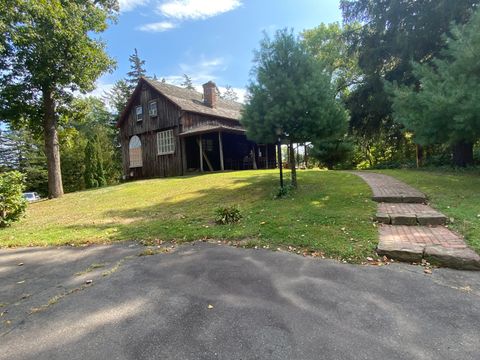 143 Peters Lane Middlefield CT 06481