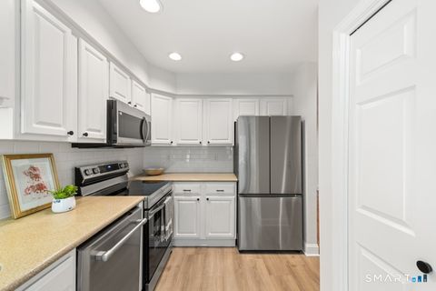 Tiny photo for 3 Idlewood #3, Bethel, CT 06801 (MLS # 24144949)