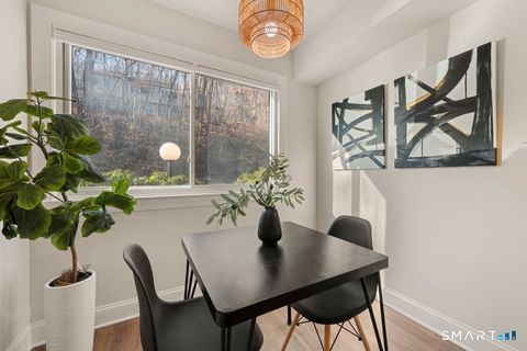 Tiny photo for 3 Idlewood #3, Bethel, CT 06801 (MLS # 24144949)