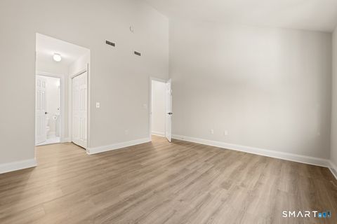 Tiny photo for 3 Idlewood #3, Bethel, CT 06801 (MLS # 24144949)