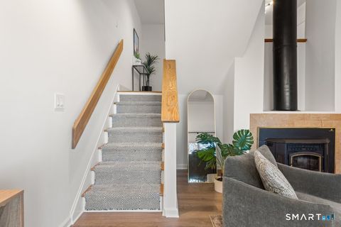 Tiny photo for 3 Idlewood #3, Bethel, CT 06801 (MLS # 24144949)