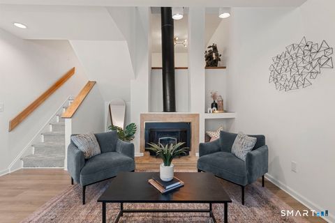 Tiny photo for 3 Idlewood #3, Bethel, CT 06801 (MLS # 24144949)