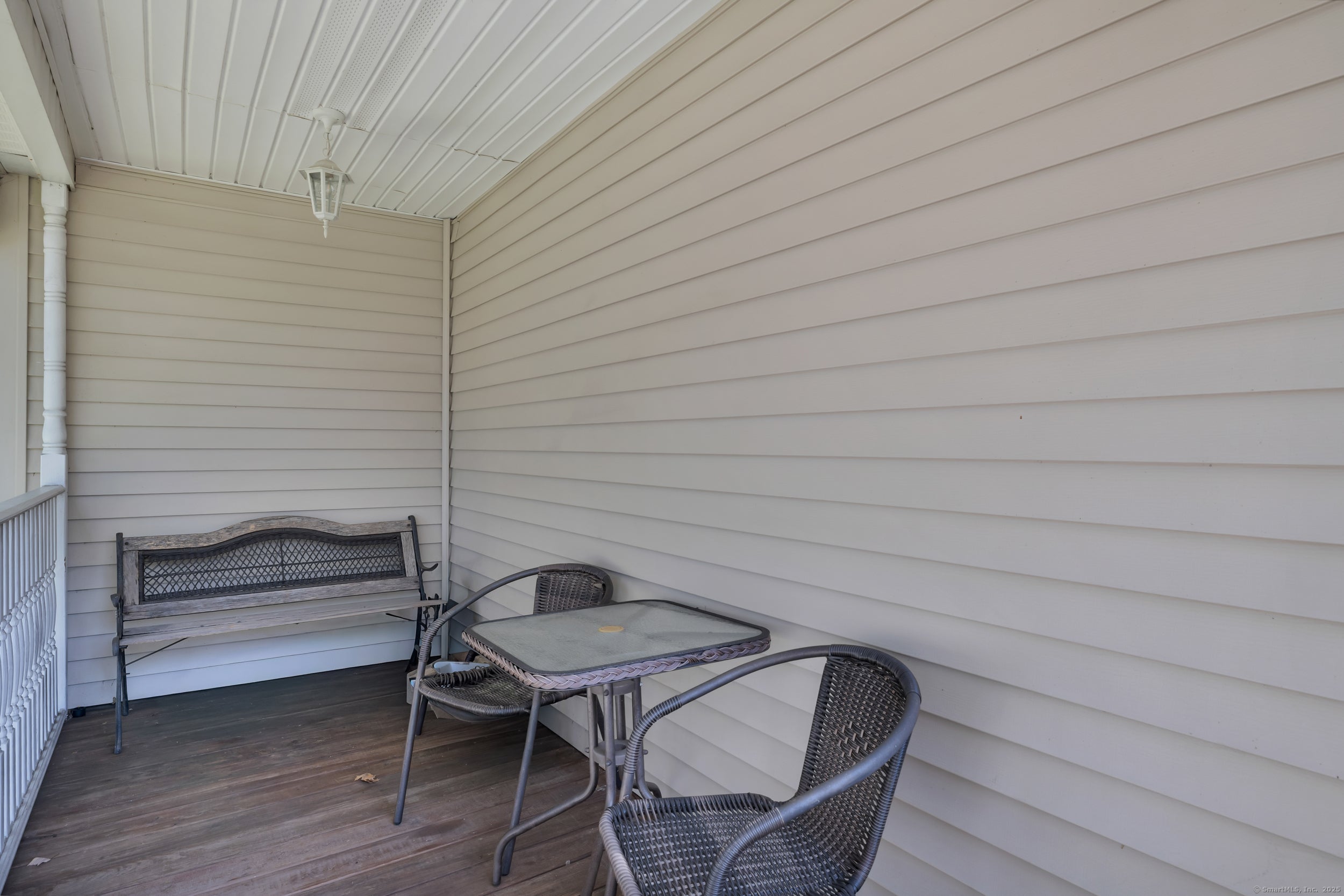 94 Larrabee Street