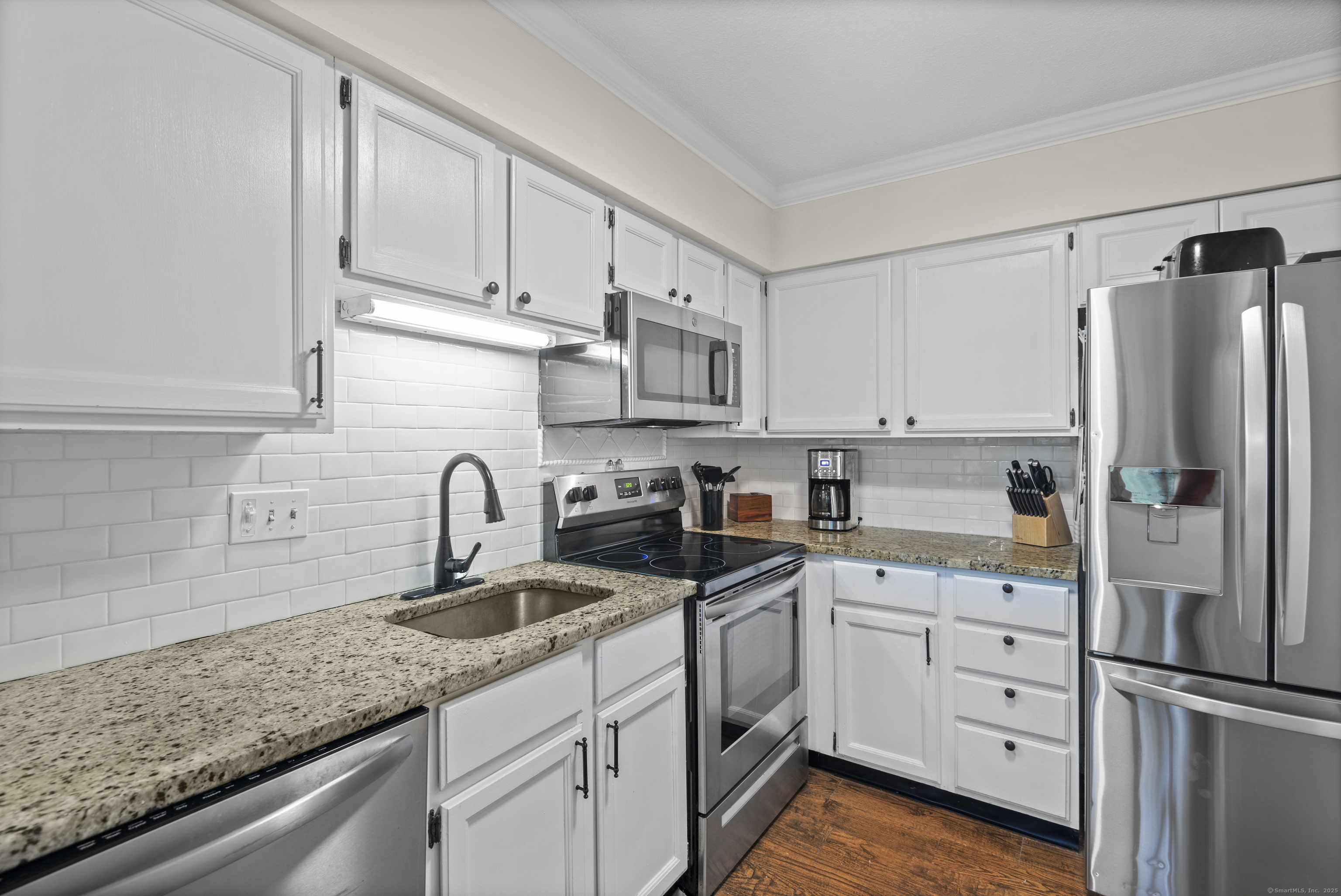 101 Peddlars Drive #101, Branford, Connecticut image 13