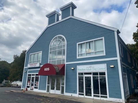 605 Main Street Monroe CT 06468