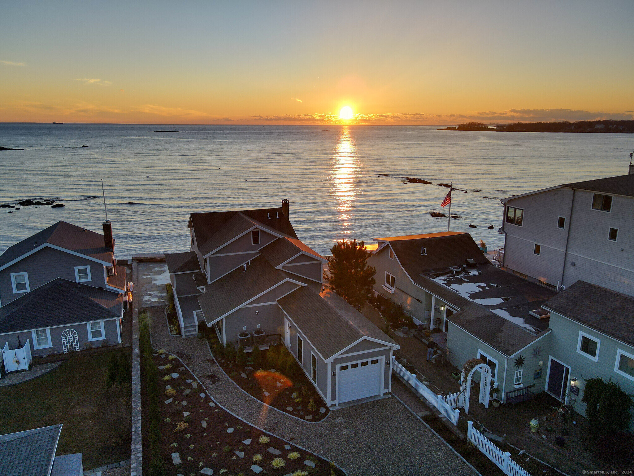 29 Sagamore Cove Road