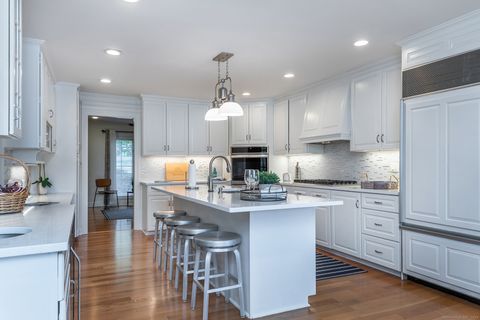 Tiny photo for 4 Harbour View Drive, New Fairfield, CT 06812 (MLS # 24156647)