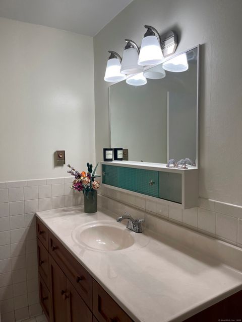 Tiny photo for 1730 State Street #APT 302, Hamden, CT 06517 (MLS # 24134314)