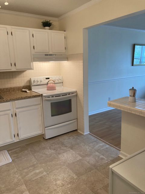 Tiny photo for 1730 State Street #APT 302, Hamden, CT 06517 (MLS # 24134314)