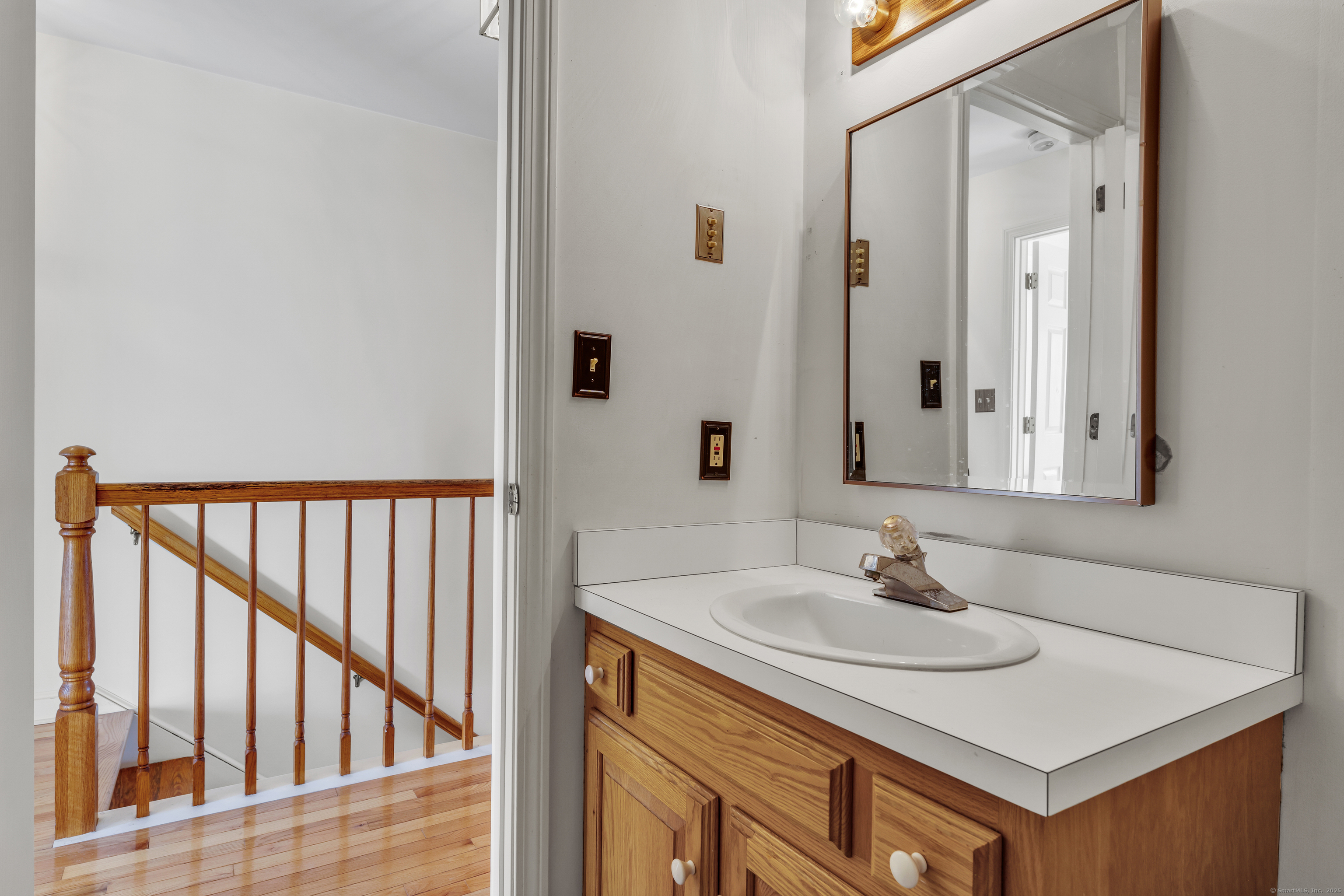 16 Manorwood Drive #16, Branford, Connecticut image 24