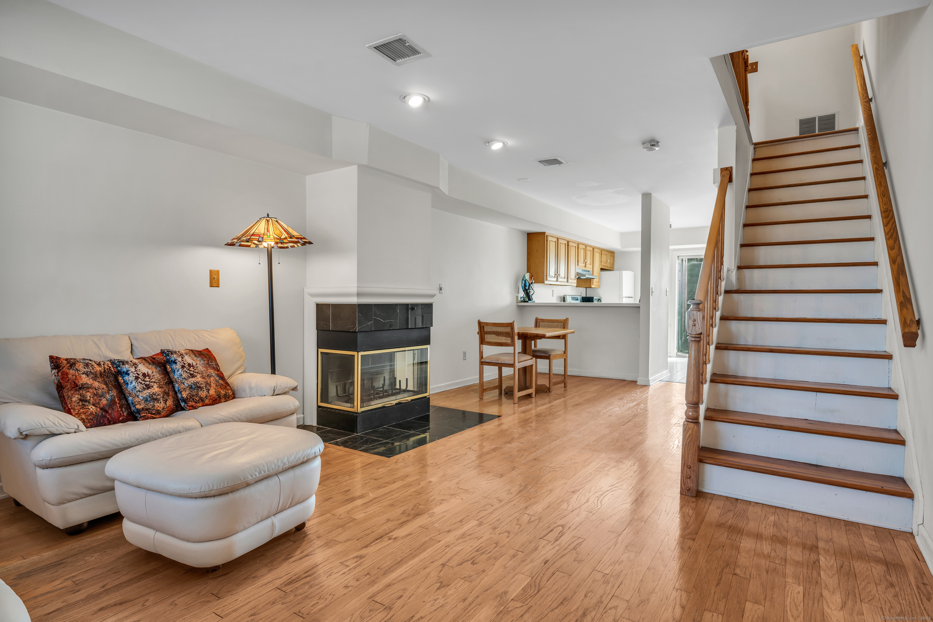 16 Manorwood Drive #16, Branford, Connecticut image 4