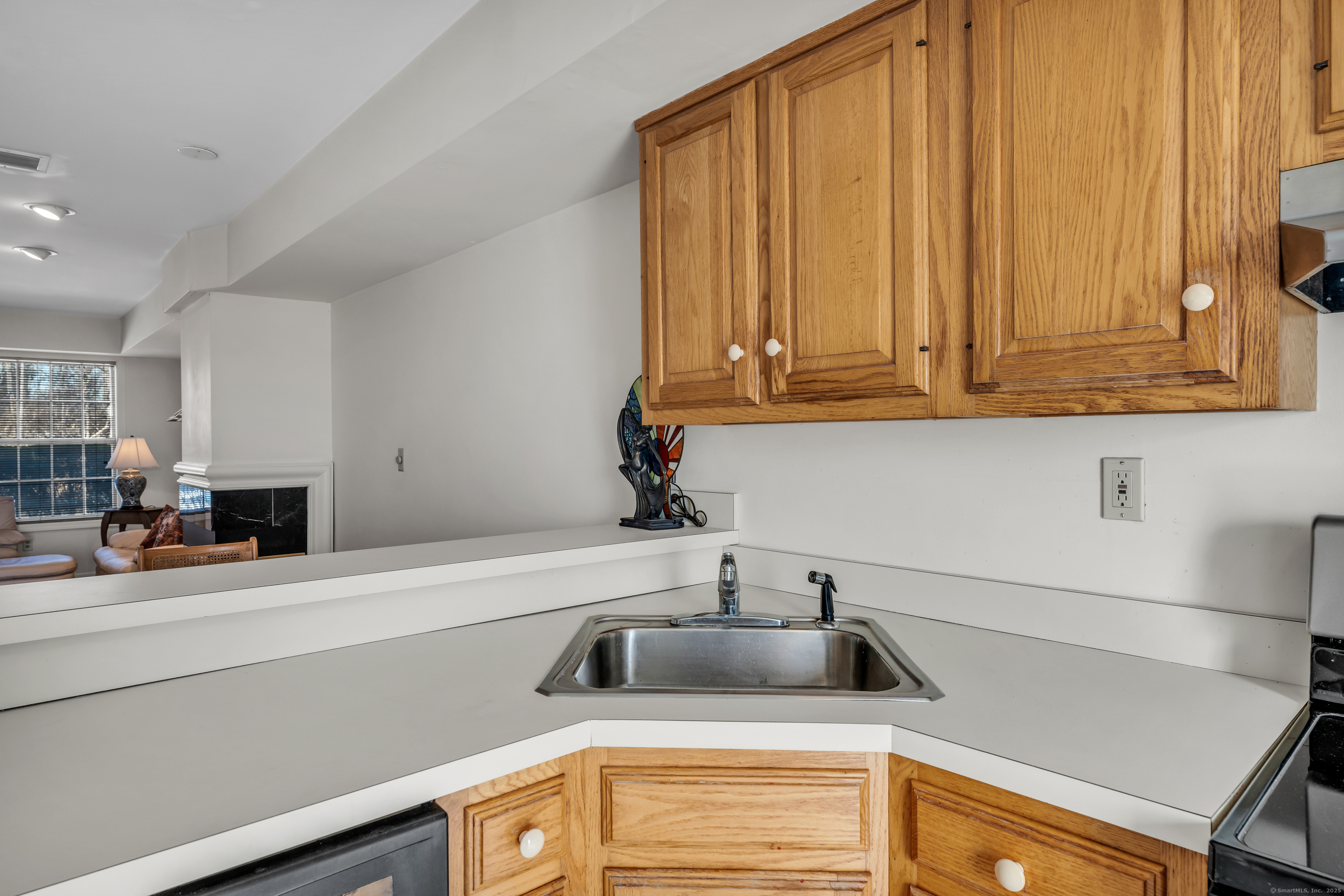 16 Manorwood Drive #16, Branford, Connecticut image 16