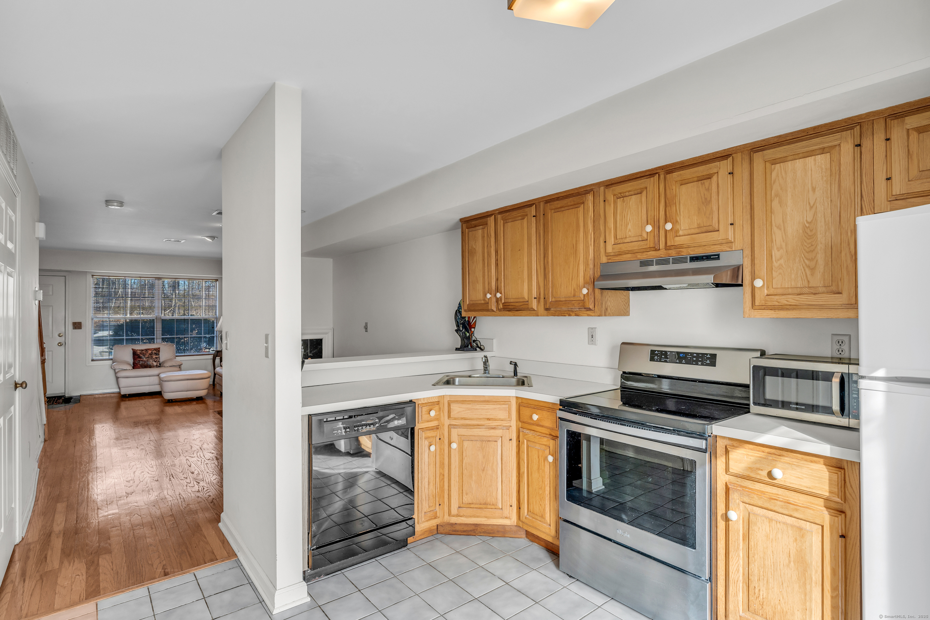 16 Manorwood Drive #16, Branford, Connecticut image 18