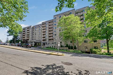 Condo For Sale - 143 Hoyt Street #4K<br/> Stamford, CT 06905