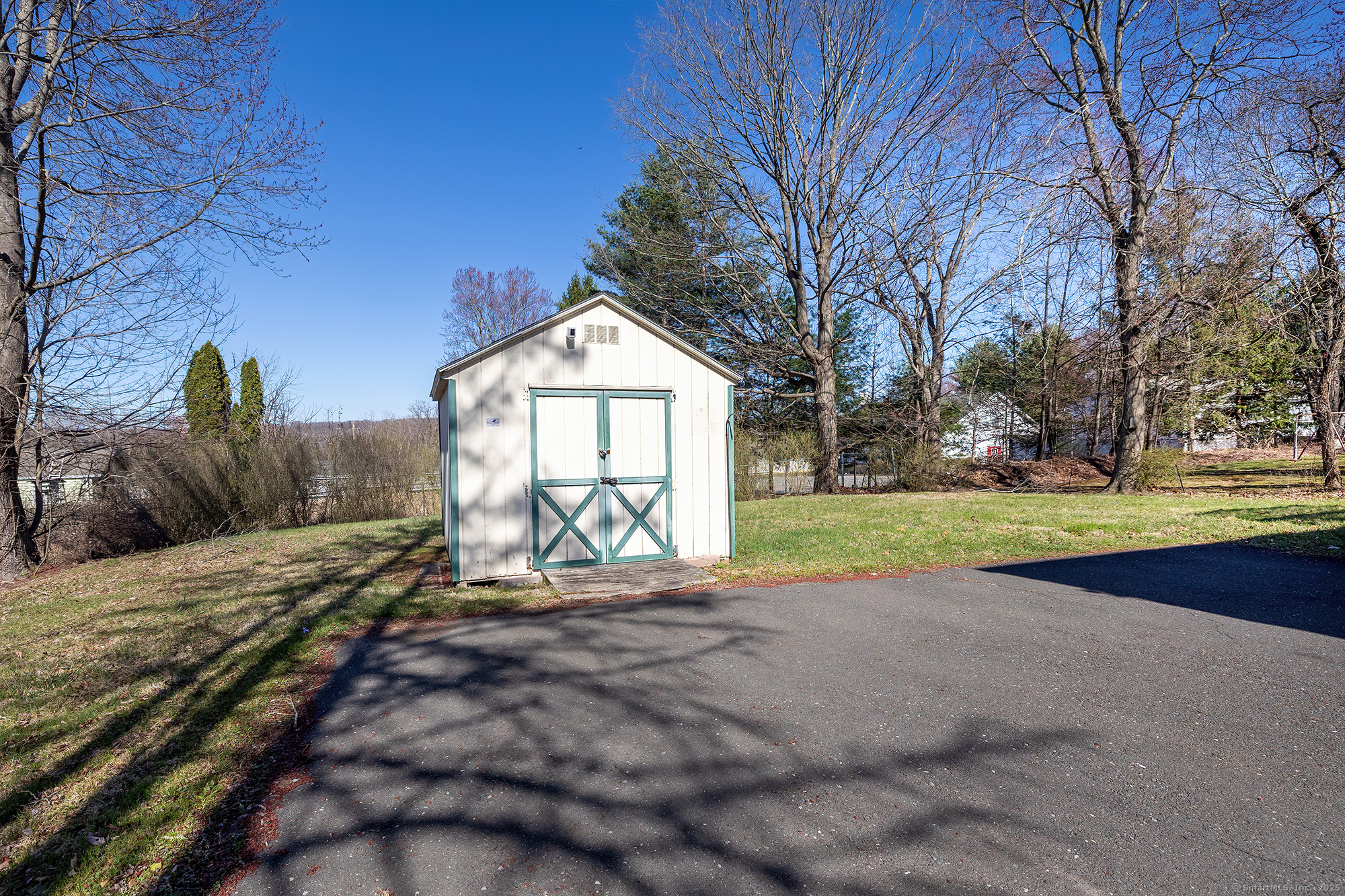 4 Nicholas Street, Danbury, Connecticut image 19