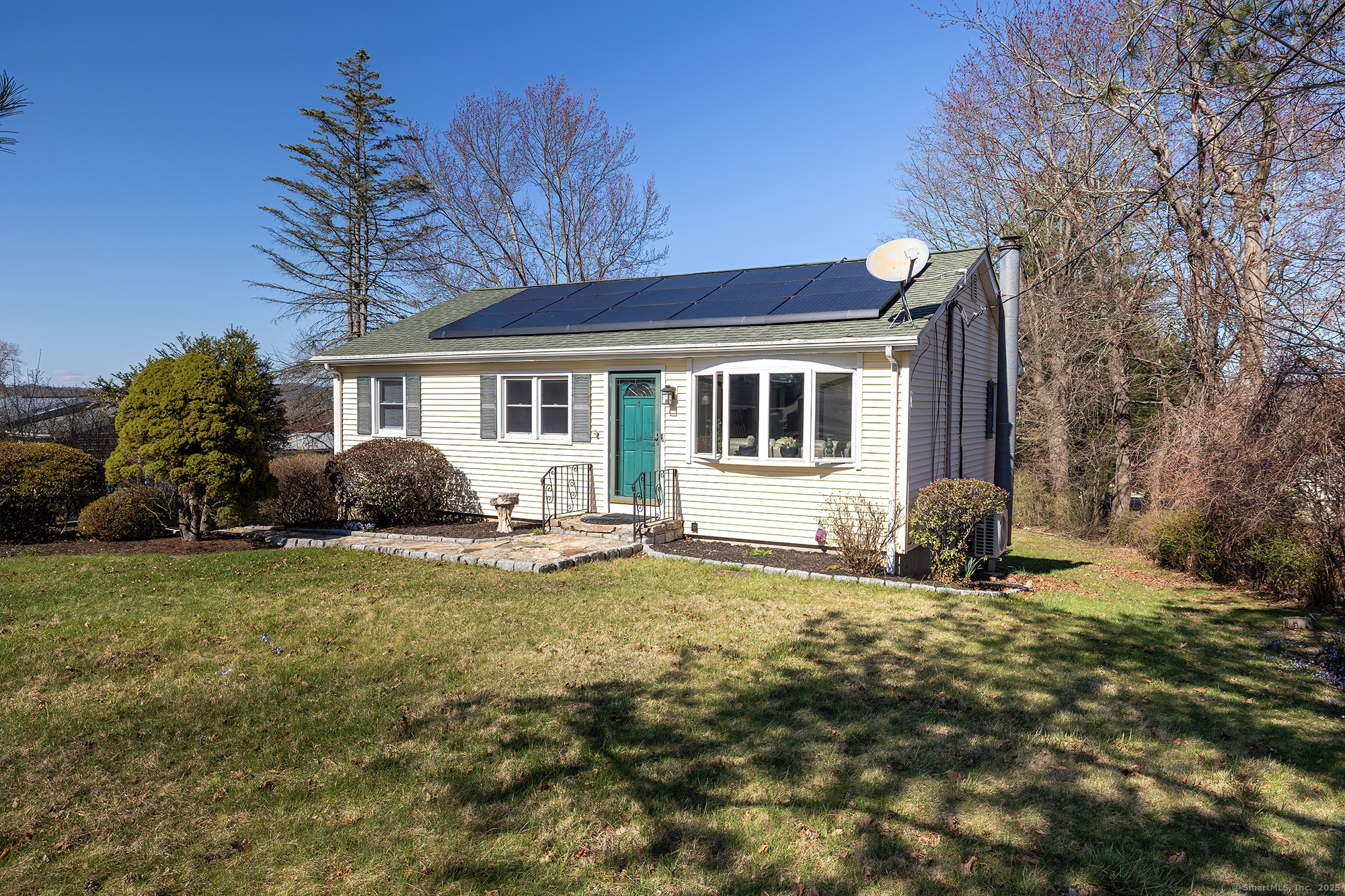 4 Nicholas Street, Danbury, Connecticut image 1