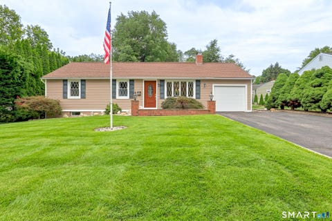 Photo of 775 Nott Street, Wethersfield, CT 06109 (MLS # 24201225)