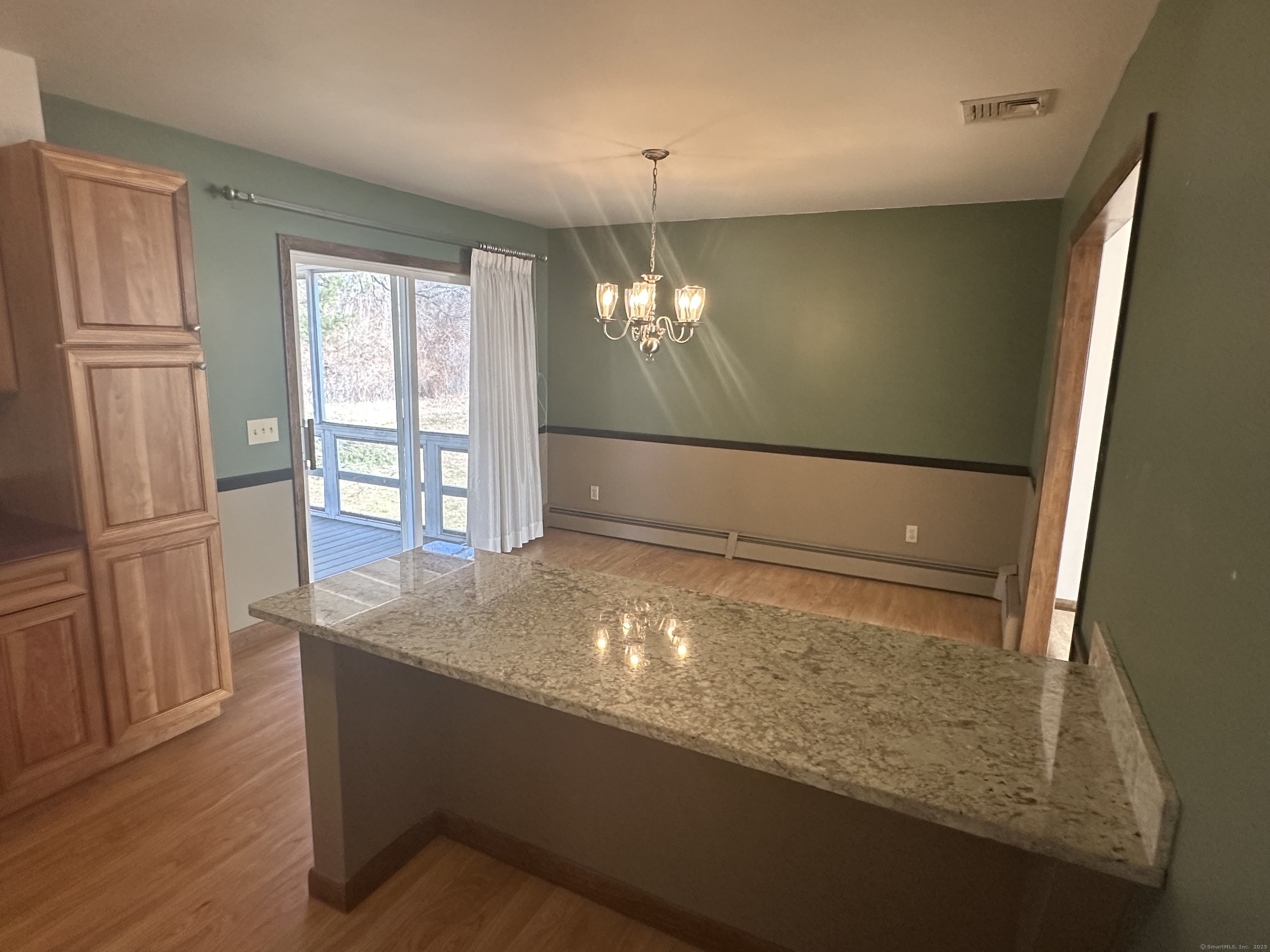 13 Twin Circle Road, West Haven, Connecticut image 7