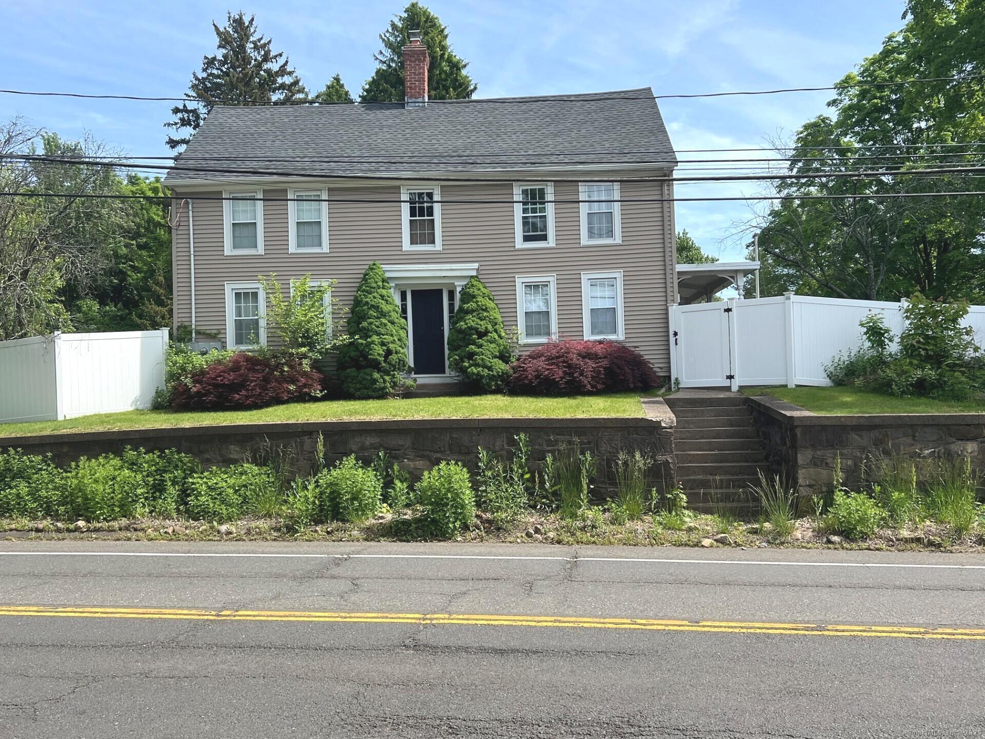 Rental Property at W Main Street, Cheshire, Connecticut - Bedrooms: 3 
Bathrooms: 1 
Rooms: 6  - $2,800 MO.
