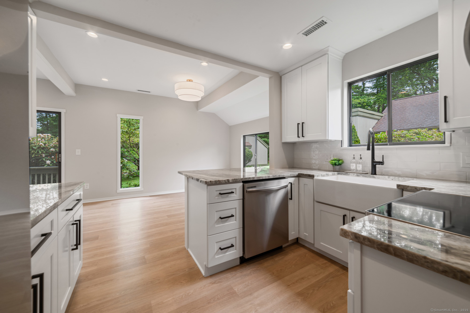 900 Heritage Village B