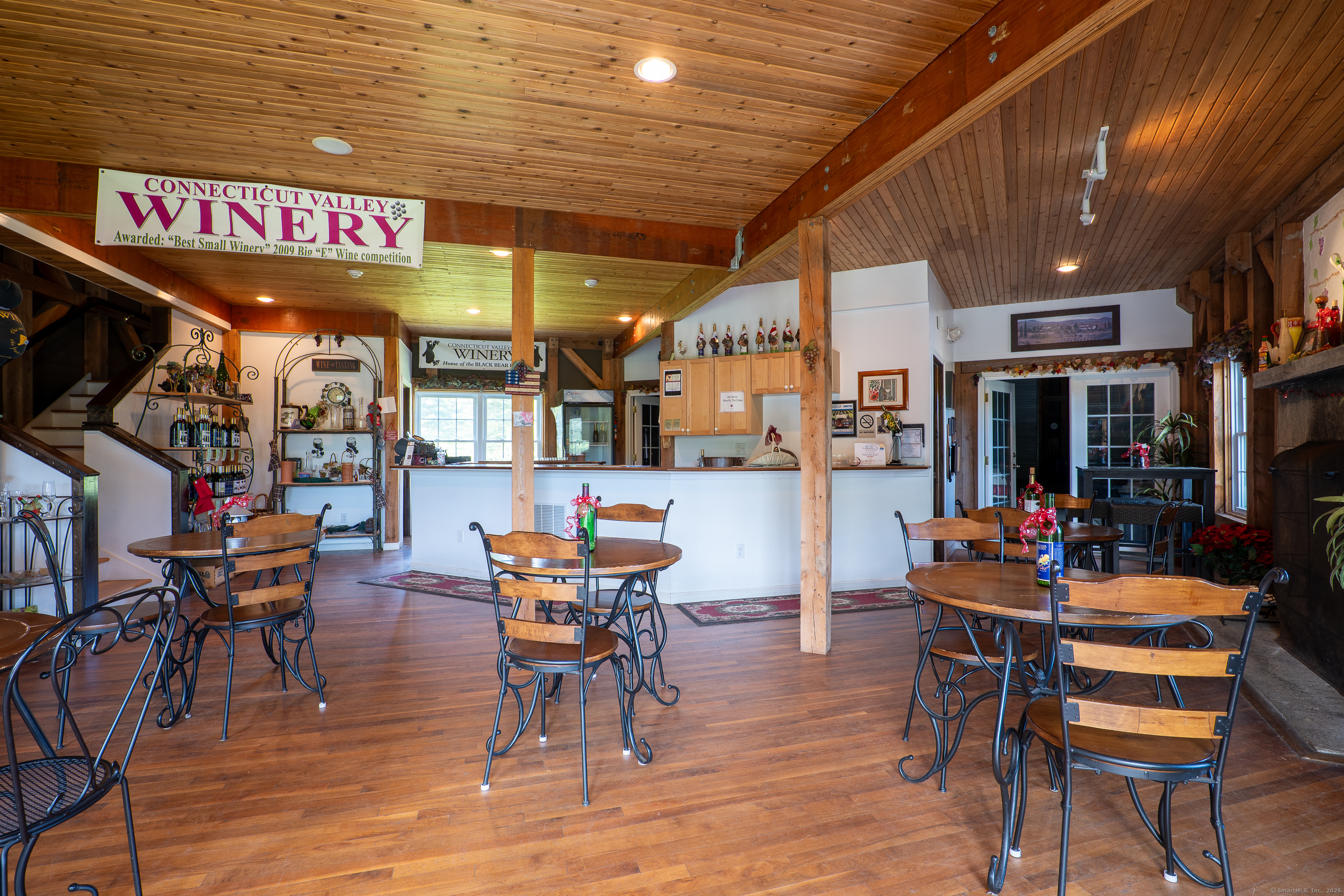 1480 Litchfield Turnpike, New Hartford, Connecticut image 18