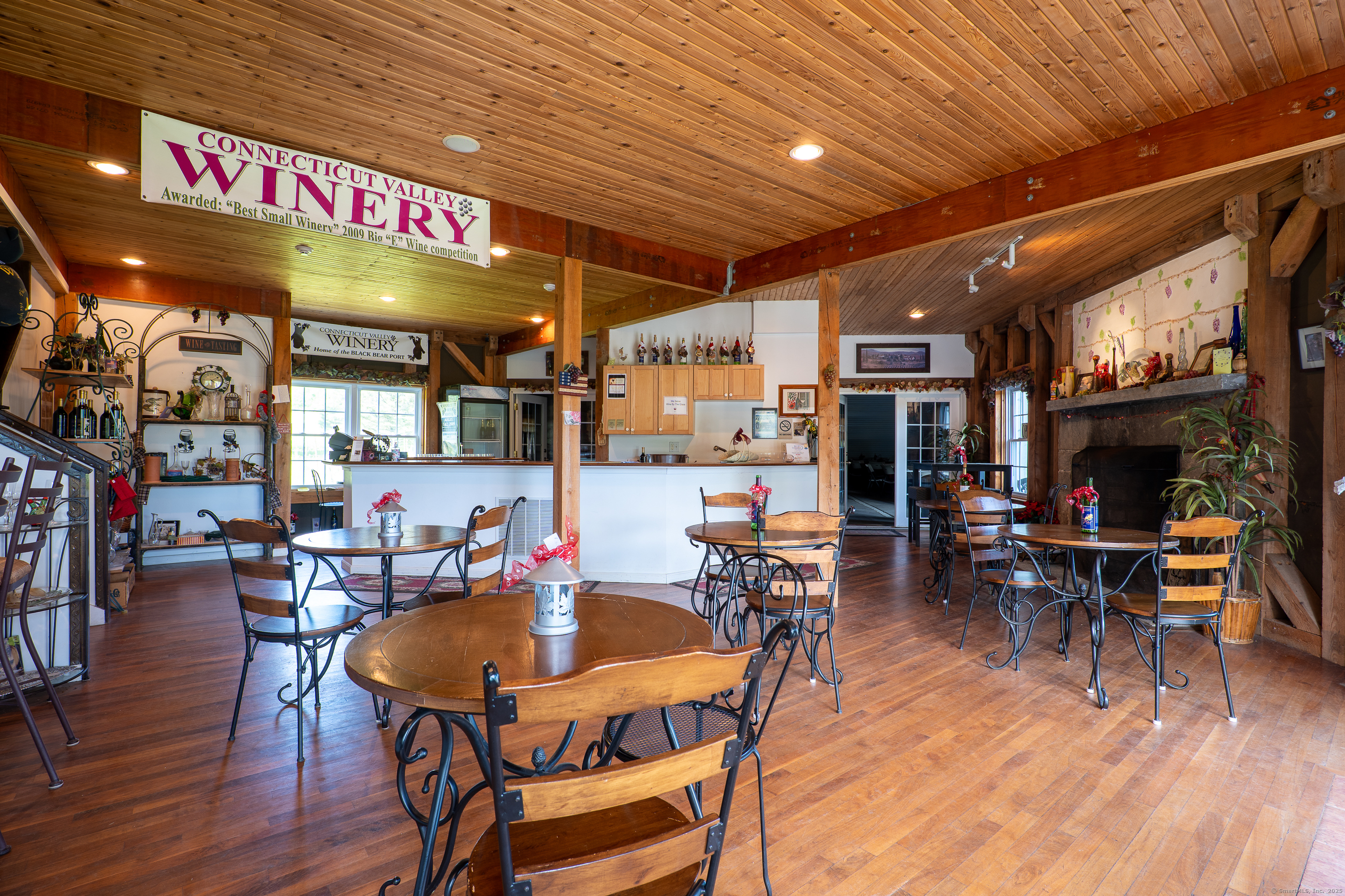 1480 Litchfield Turnpike, New Hartford, Connecticut image 20