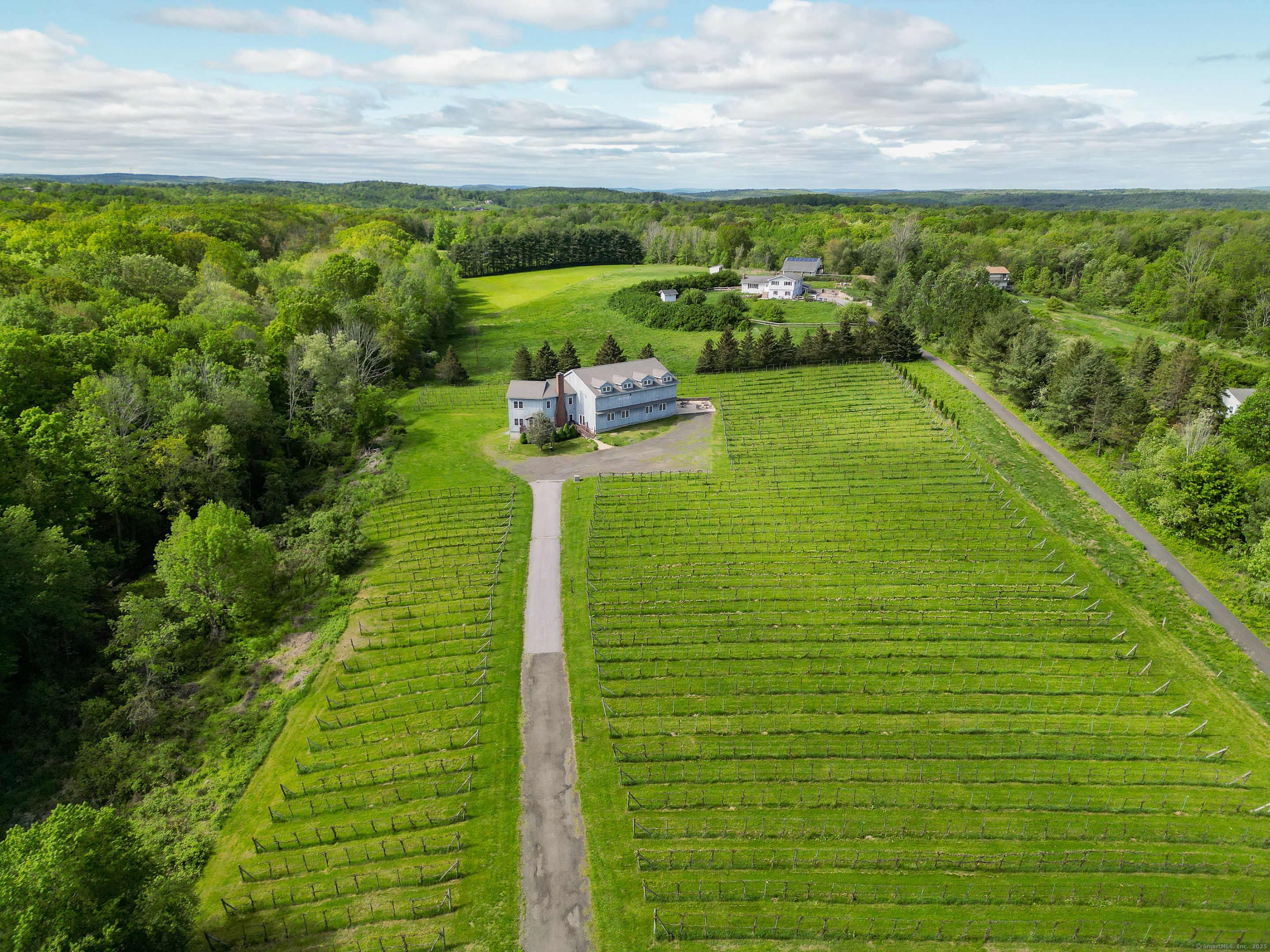 1480 Litchfield Turnpike