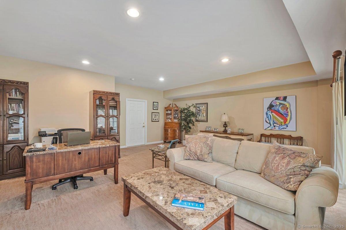 44 Woodcrest Lane #44, Danbury, Connecticut image 21