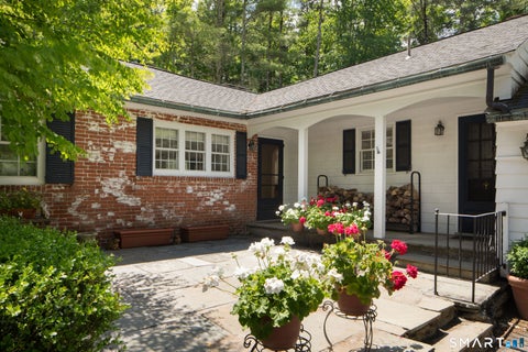 Homes For Sale - 33 Wells Hill Road<br/> Salisbury, CT 06039