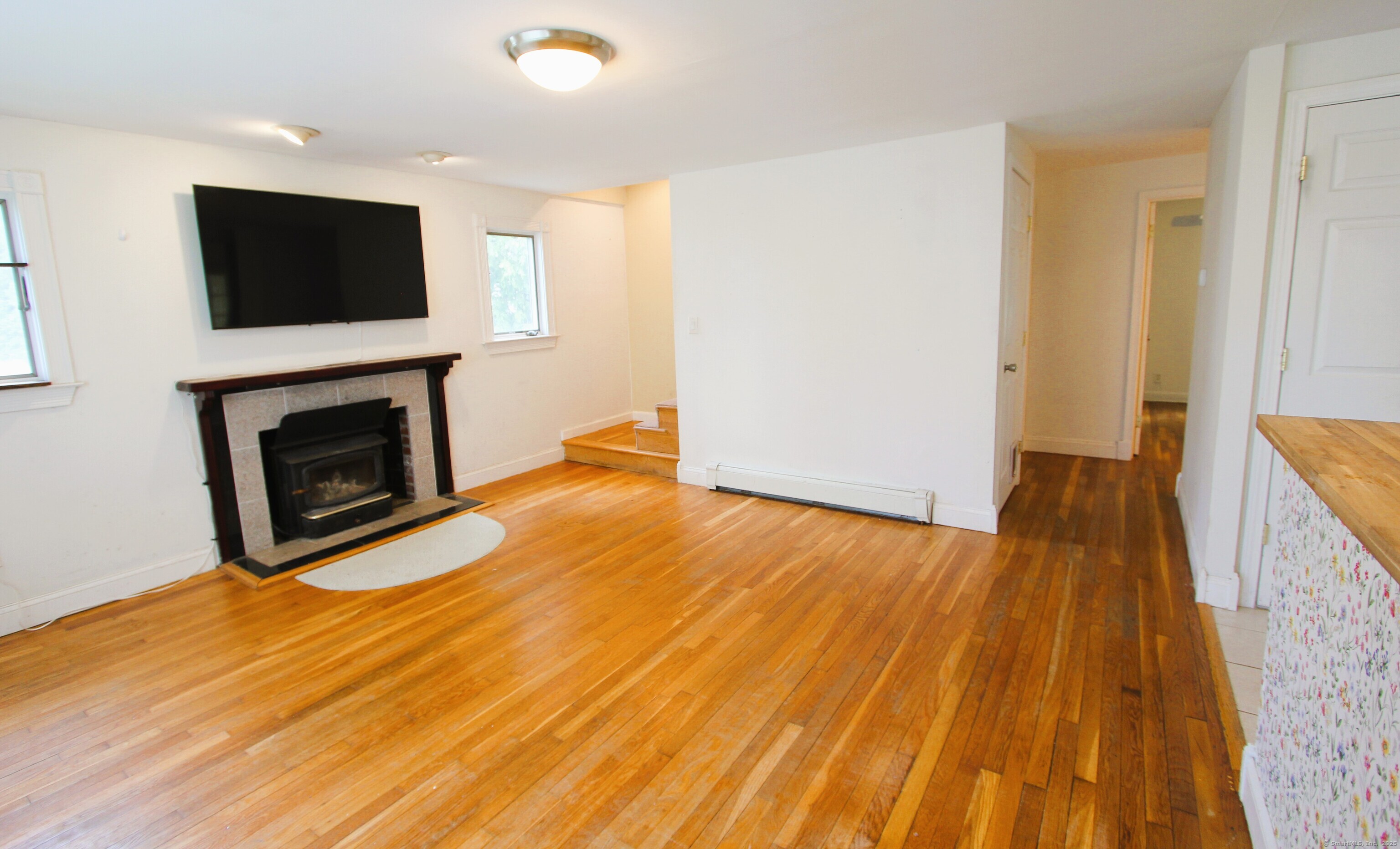 70 Leslie Court, Bristol, Connecticut image 12