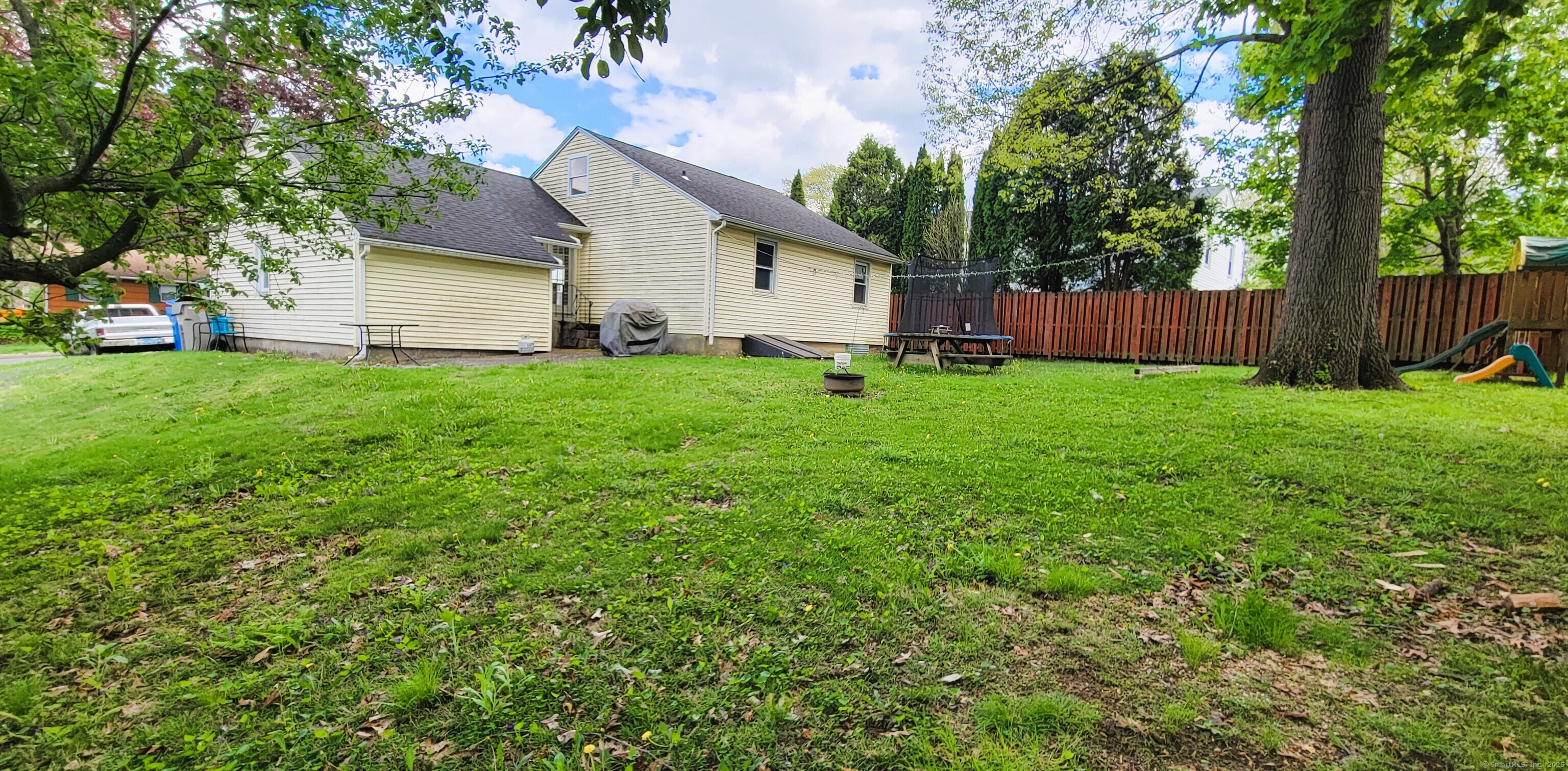 70 Leslie Court, Bristol, Connecticut image 5