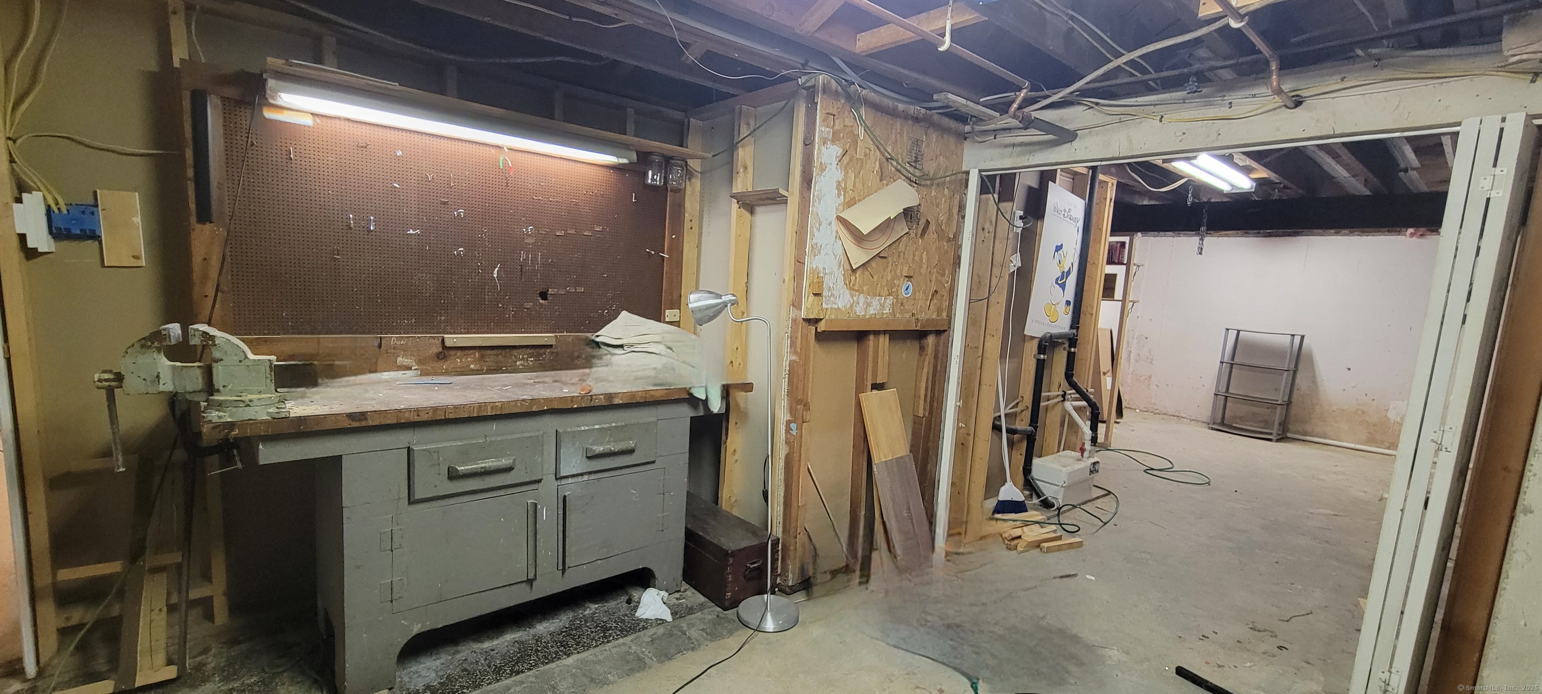 70 Leslie Court, Bristol, Connecticut image 31