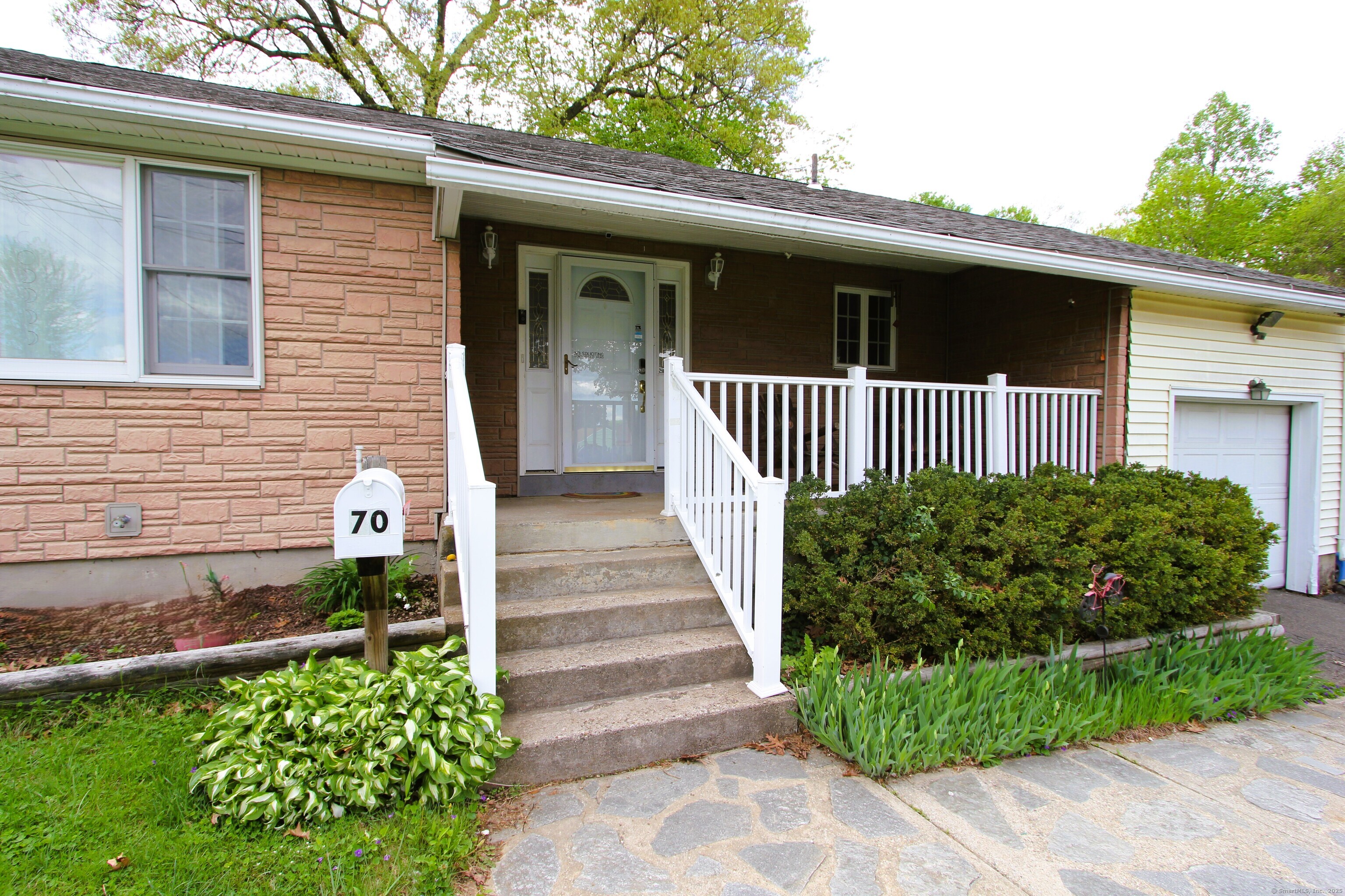 70 Leslie Court, Bristol, Connecticut image 2