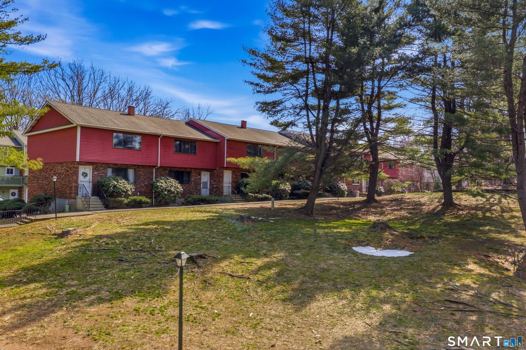 Photo of 631 Churchill Drive #631, Newington, CT 06111 (MLS # 24159133)