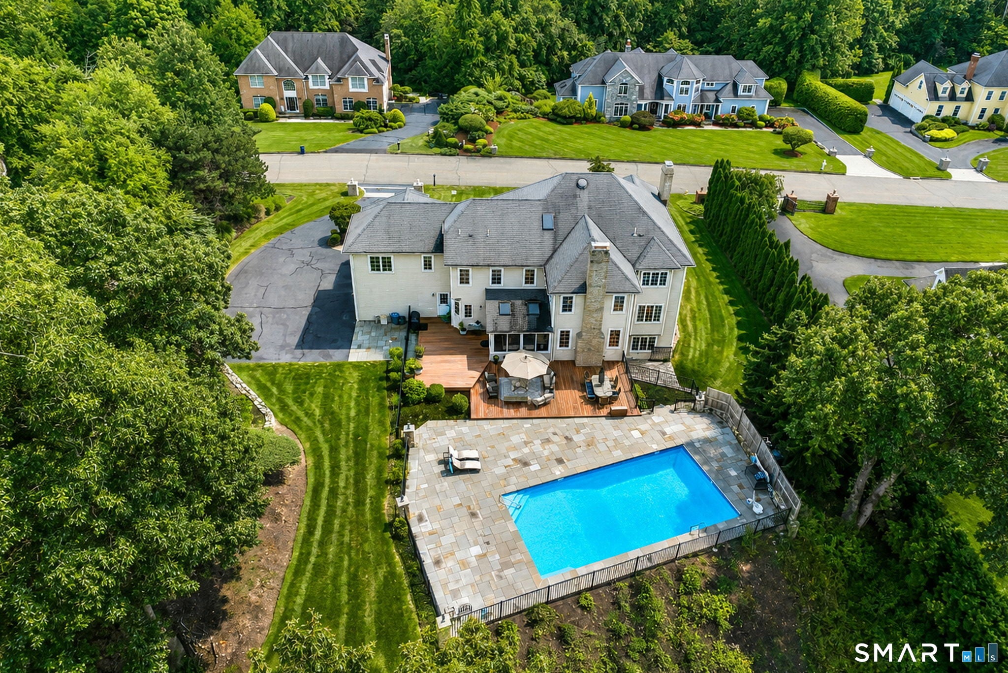 914 Rainbow Trail