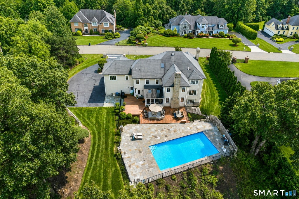 Photo of 914 Rainbow Trail, Orange, CT 06477 (MLS # 24204123)