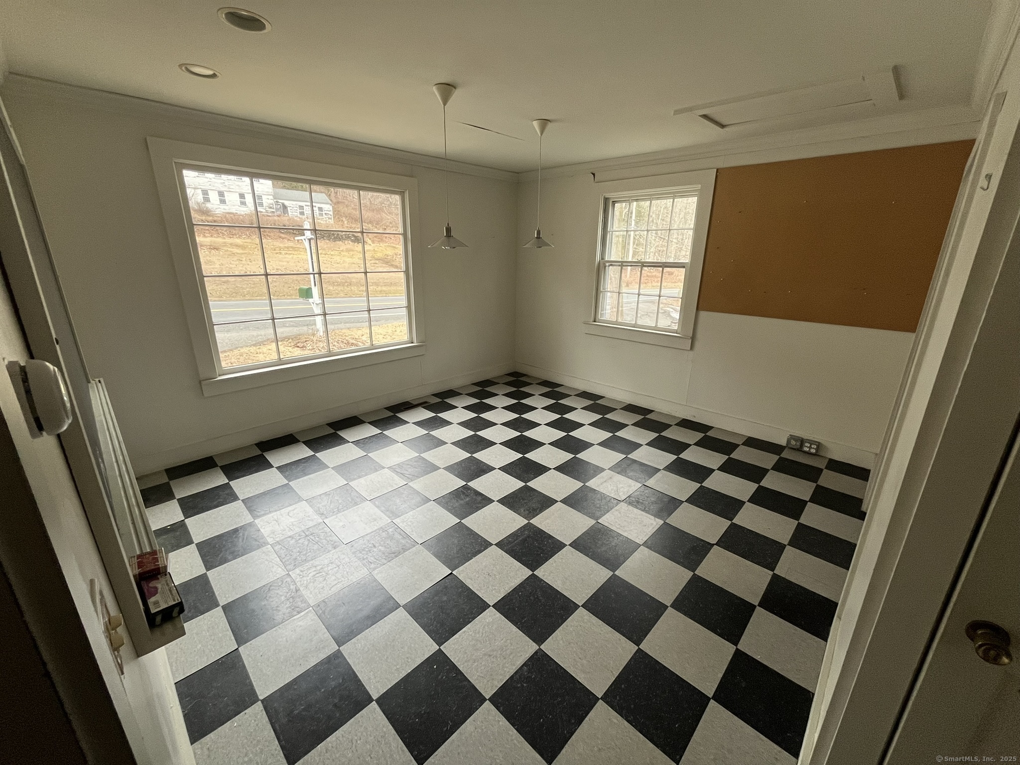 439 Washington Road, Woodbury, Connecticut image 6