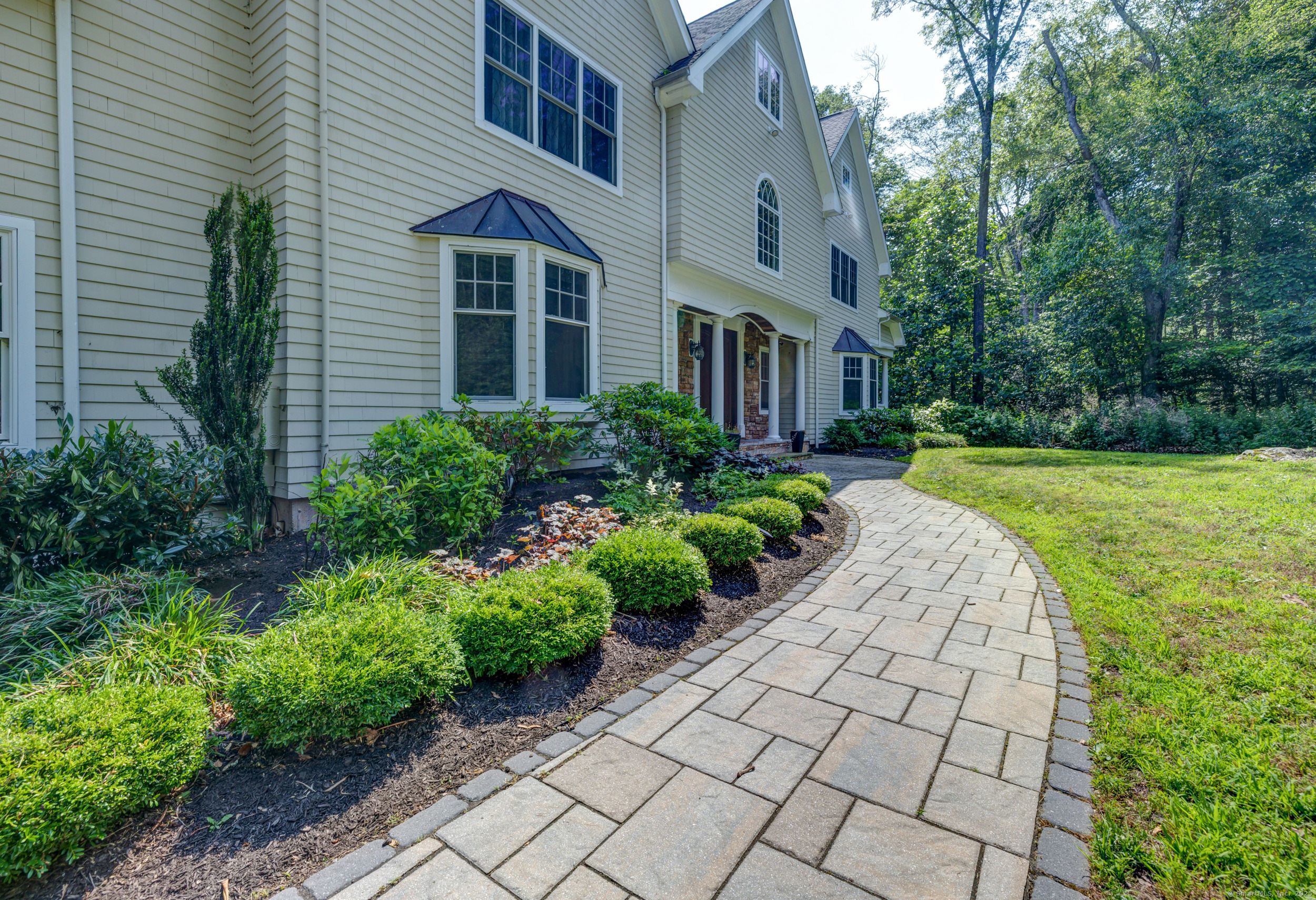 275 Chestnut Grove