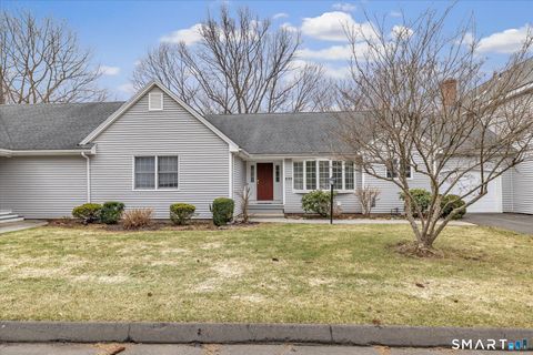 Condo For Sale - 430 Owls Roost #430<br/> Shelton, CT 06484